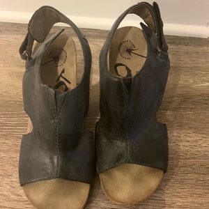 Black Laketon OTBT wedge sandals